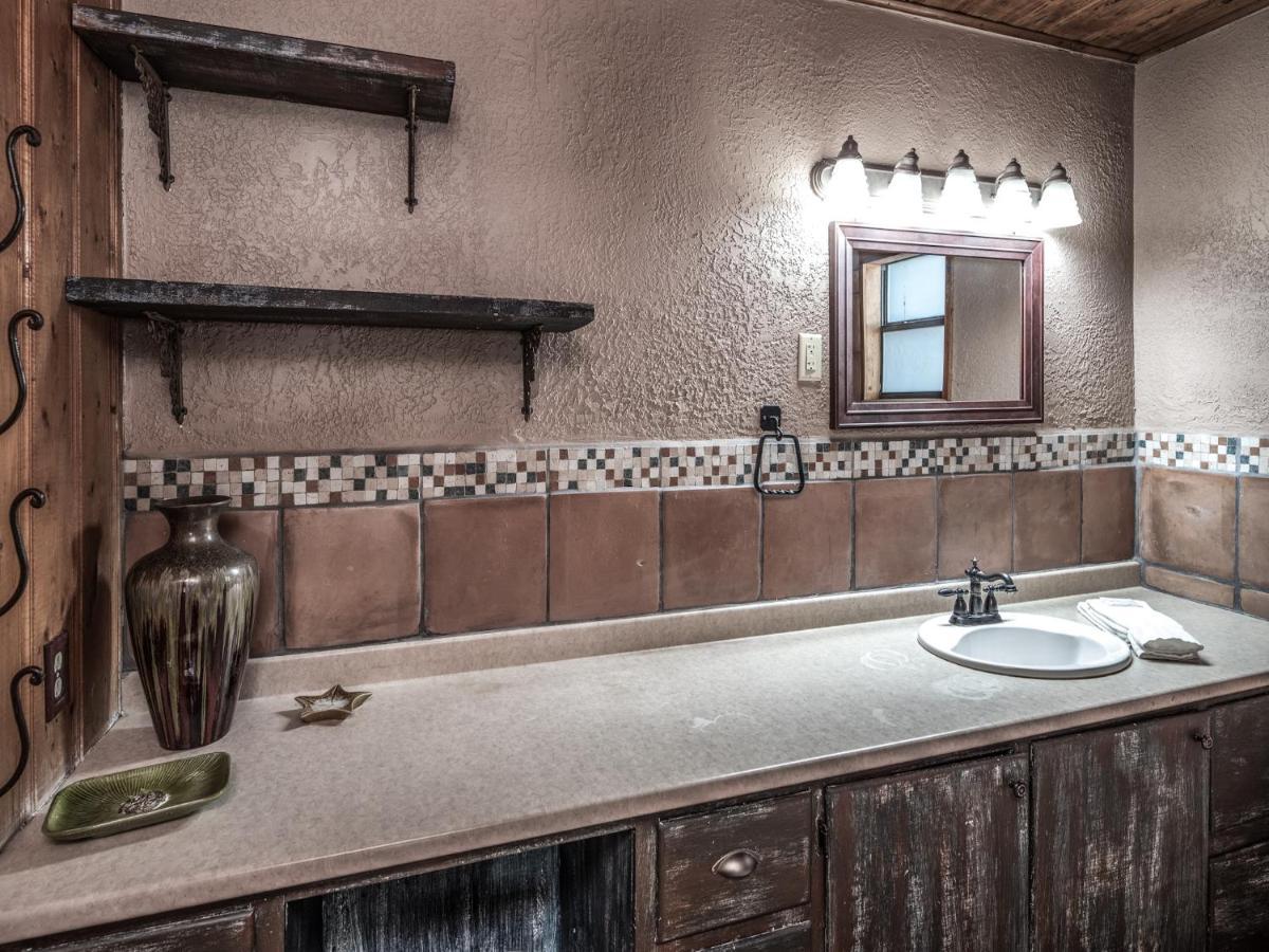 Alpine Cabin, 3 Bedrooms, Deck, Sleeps 8 Ruidoso Buitenkant foto